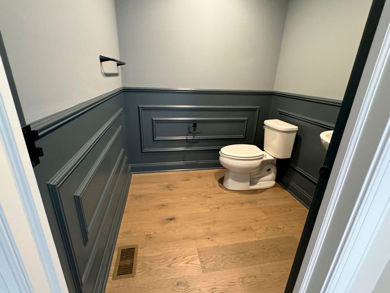 Bathroom Wainscoting